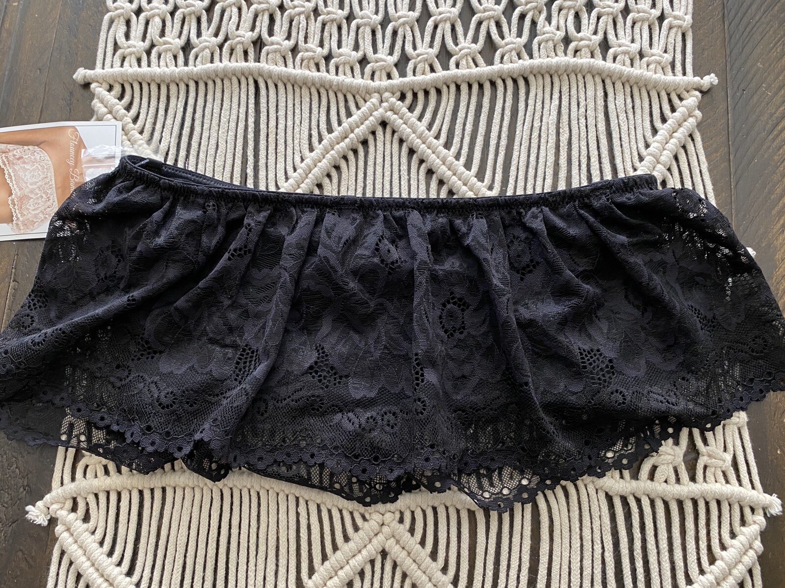 Fashion Forms Flouncey Bandeau Black Lace Bra NWT Size Large