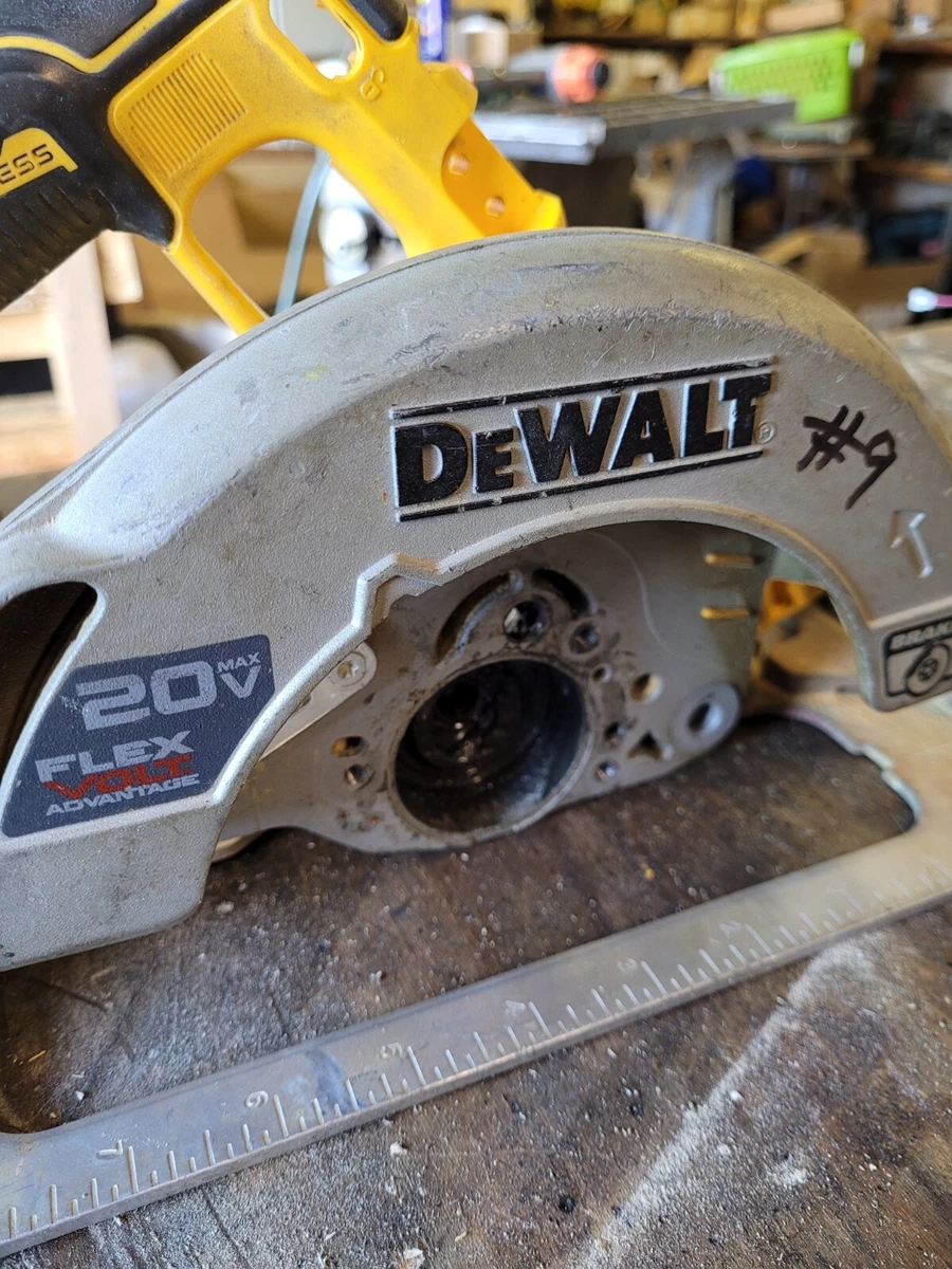 USED DEWALT DCS573 TYPE 1 20V BRUSHLESS SAW