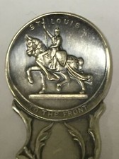 الأثاث Louis Front