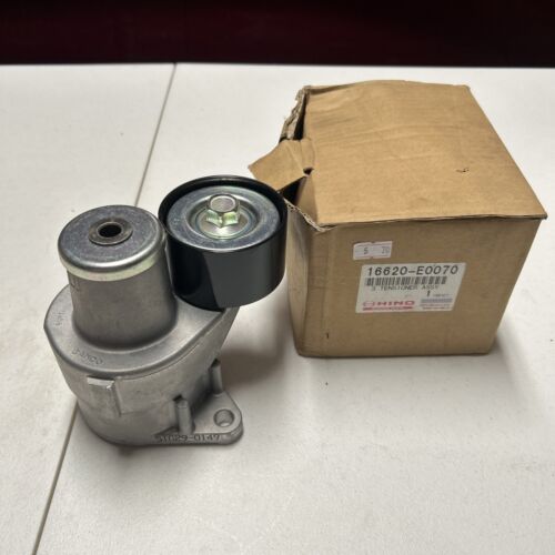 16620-E0070 Genuine Hino Belt Tensioner New In Box