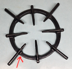 Franklin Chef Ring Grate - 9-1/4 - 147054  **HAS A BREAK IN THE RING