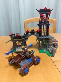 LEGO 70403 Dragon Mountain Castle 2013