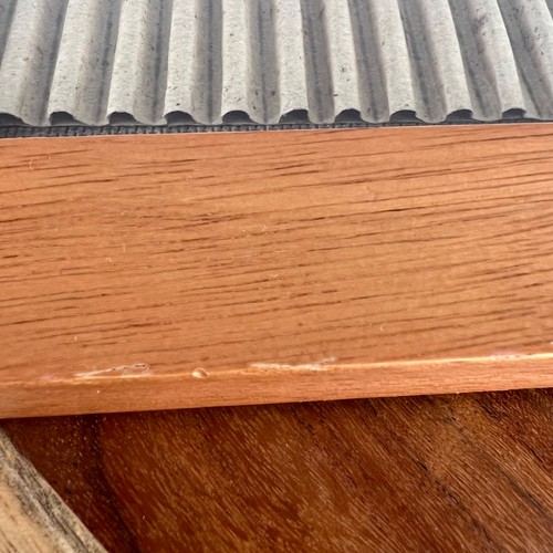 Vintage 8x10 ‘Rare Woods’ Ribbed Wood Picture Frame - Picture 9 of 13