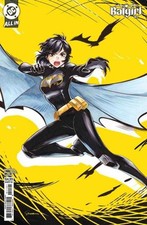 Batgirl  11 Cover B Saowee Card Stock Variant  NM