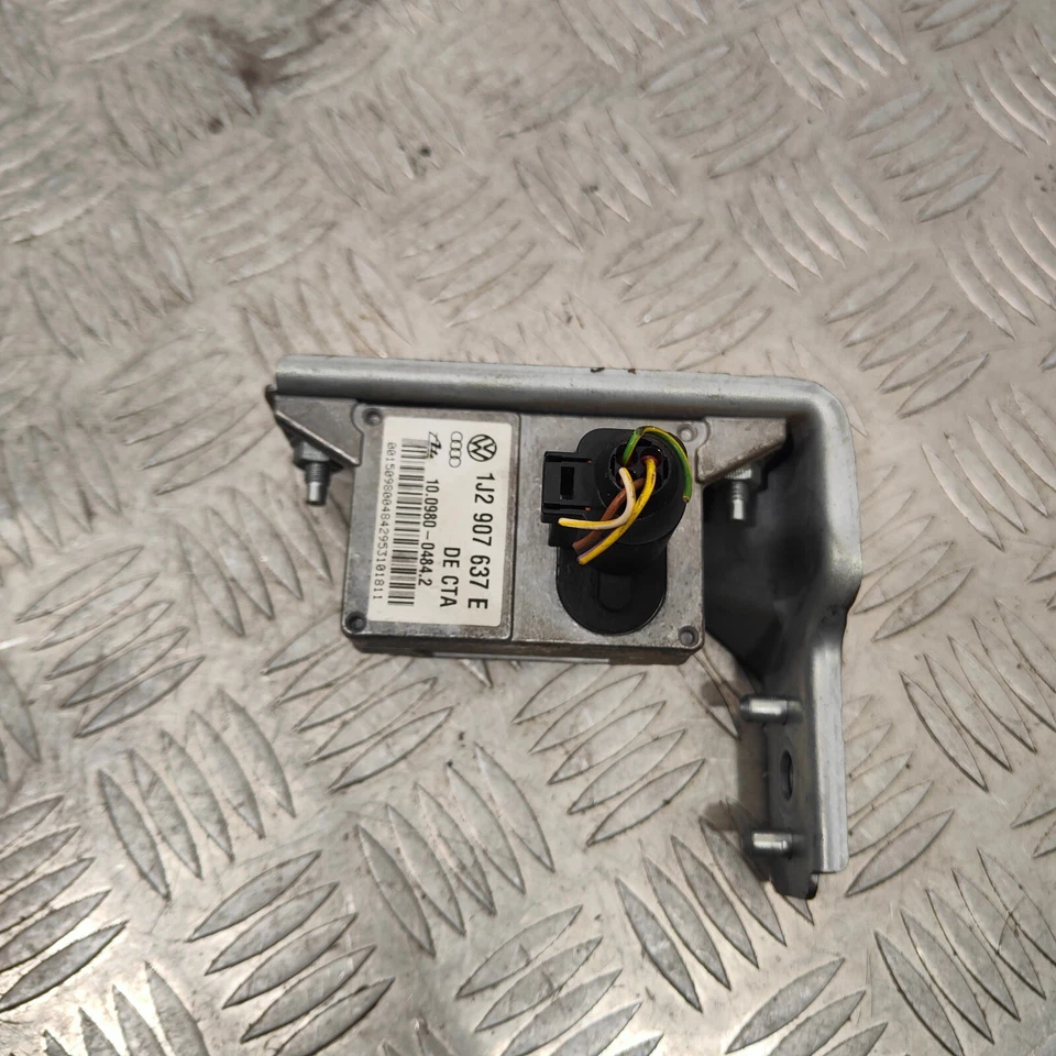 Volkswagen Golf 1.9 TDi 2003 sensor de velocidad de guiñada 1J0907655A #1 Foto 4 de 4