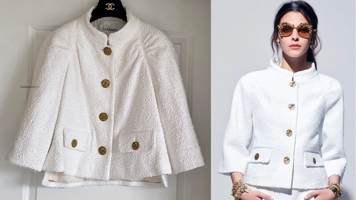 NEW CHANEL 18C PARIS GREECE WHITE TWEED GOLD CC BUTTONS RUNWAY JACKET 38