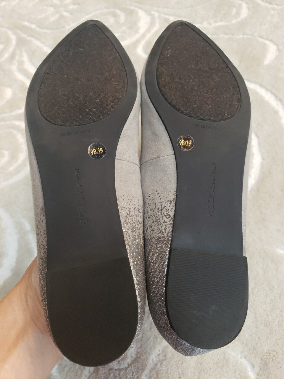 BCBGeneration Silver Flats Women's 9B Sparkly Gli… - image 9