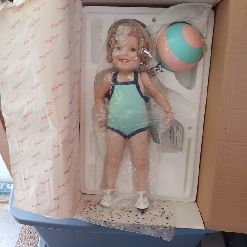 vintage shirley temple doll in box