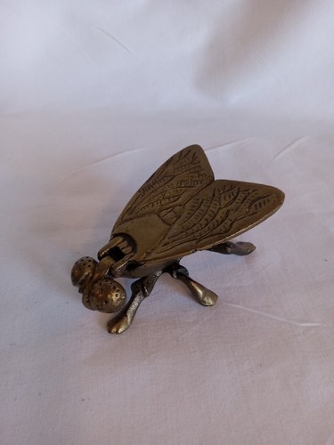 Vintage Brass Fly Trinket Box / Ashtray