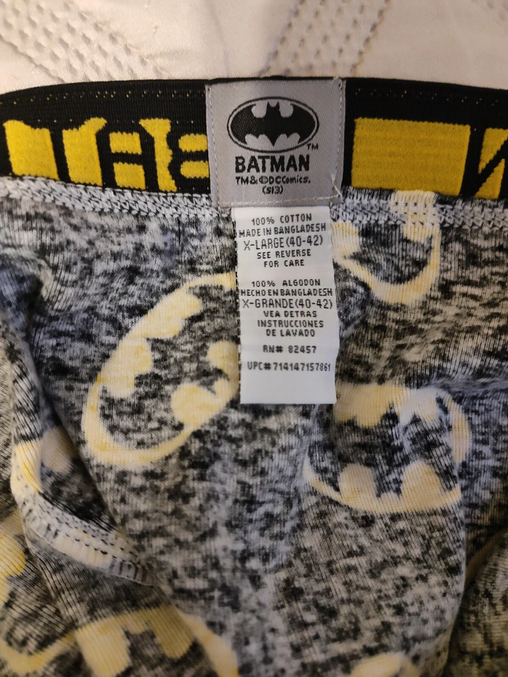 Nuevos calzoncillos boxer con estampado de Batman amarillos brevemente declarados XL X-Large 2013 Foto 3 de 3
