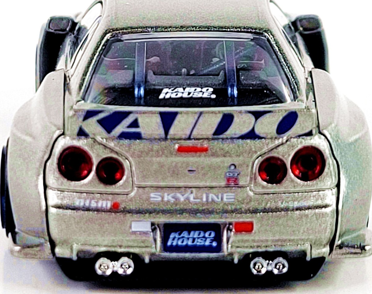 ミニカー KING 1/64 Nissan Skyline GT-R R34 Kaido Works SHINJUKU V1 Diecast