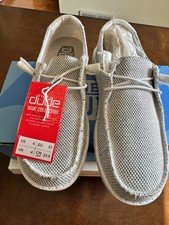 hey dudes wendy sox stone white brand new size 6