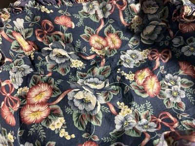 Longaberger Hostess Serving Tray Basket Liner in Blue Cottage Garden Ruffle Top
