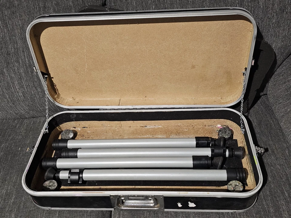 PS3 DJ Hero Renegade Edition With Case Turntable & Game Tested Working - Image 2 of 4