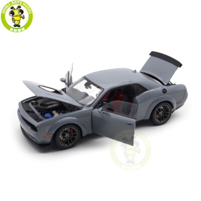 1/18 Dodge Challenger R/T Scat Pack Widebody 2022 Gray AUTOart