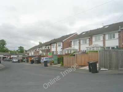 Photo 6x4 Lawns Mount - Beechfield Pudsey/SE2233  c2011