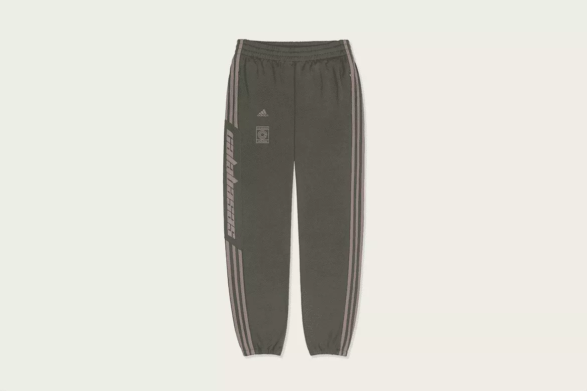 アディダス YEEZY CALABASAS【XS】-