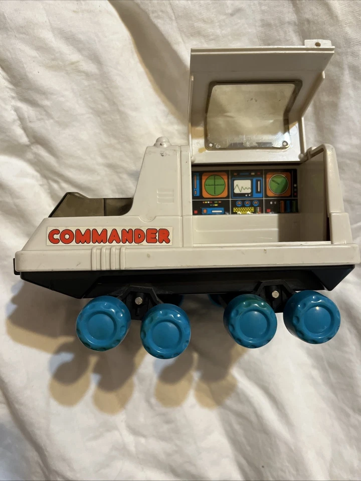Vintage 1984 Lil Playmates Space Station Commander Vehicle 04 Hong Kong Toy - Image 2 of 4