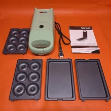 Aroma Swap & Flip Waffle Mini Donut Maker Easy Griddle Model AWM-1220G 6 Plates