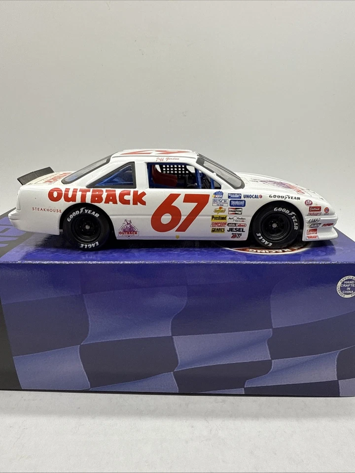 JEFF GORDON #67 1990 PONTIAC ACTION OUTBACK STEAKHOUSE NASCAR ESCALA 1:24 Foto 4 de 4