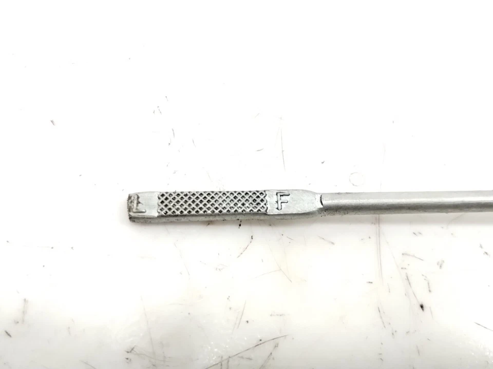 Suzuki DR350 1999 cuadro principal de aceite tapa de varilla de inmersión Foto 3 de 4