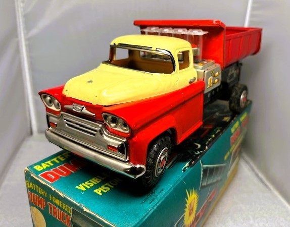 NOMURA CHEVROLET SPARTAN DUMP, JAPAN 60' BATT.OP. MINT HARD TO FIND TOY, BOXED