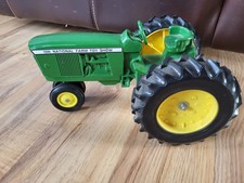 ERTL John Deere 10th National Farm Toy Show Tractor
