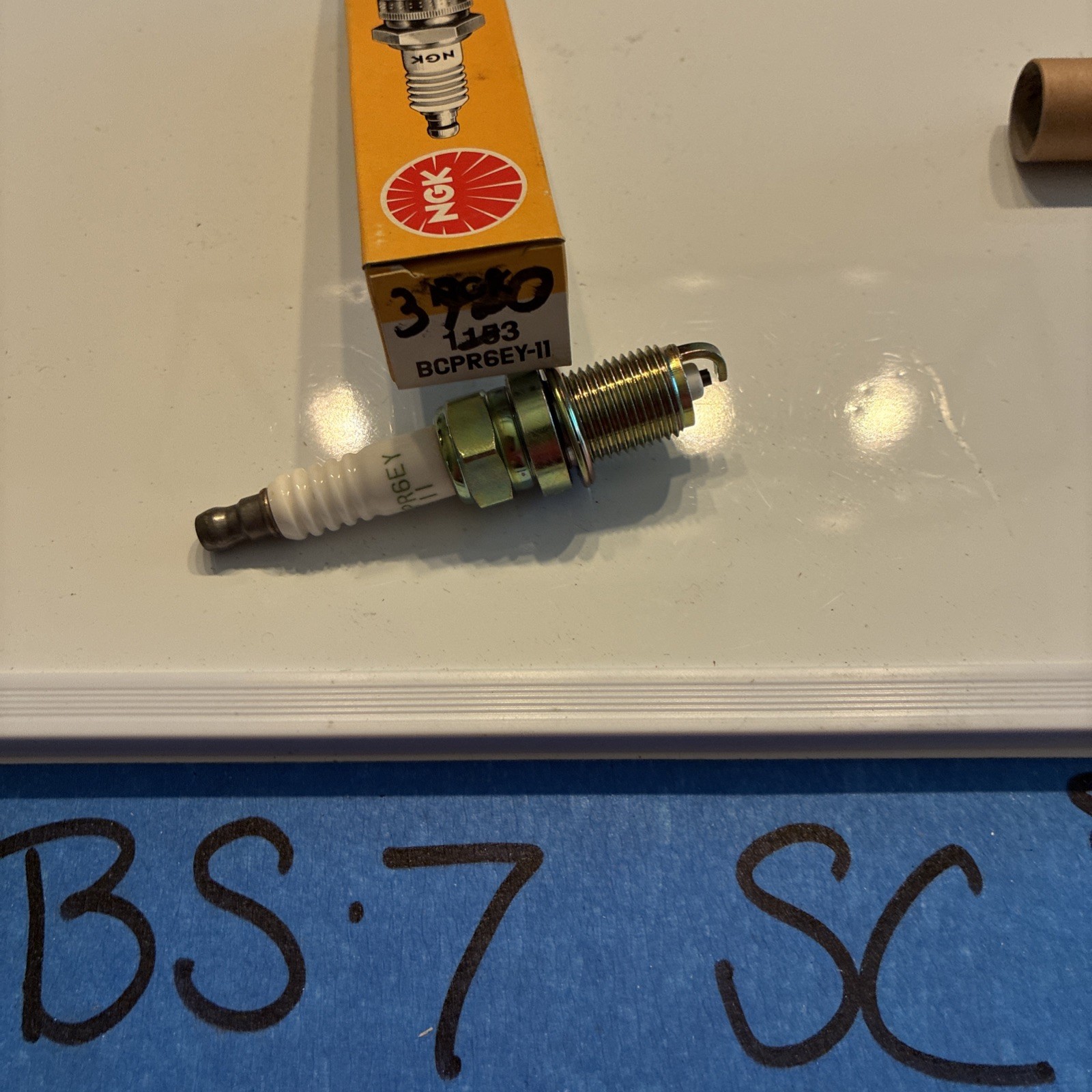 3720 Genuine NGK BCPR6EY-11 Spark Plug