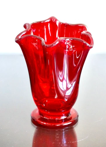 Fenton Ruby Red Vintage Glass Handkerchief Vase, 5" High