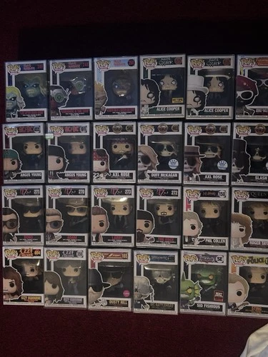 Funko Pop Rocks! 25 Total Rocking N Rolling Funkos With Protectors Mint