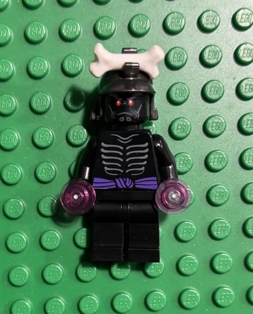 LEGO NINJAGO 71861 The Old Town 15th Anniversary garmadon