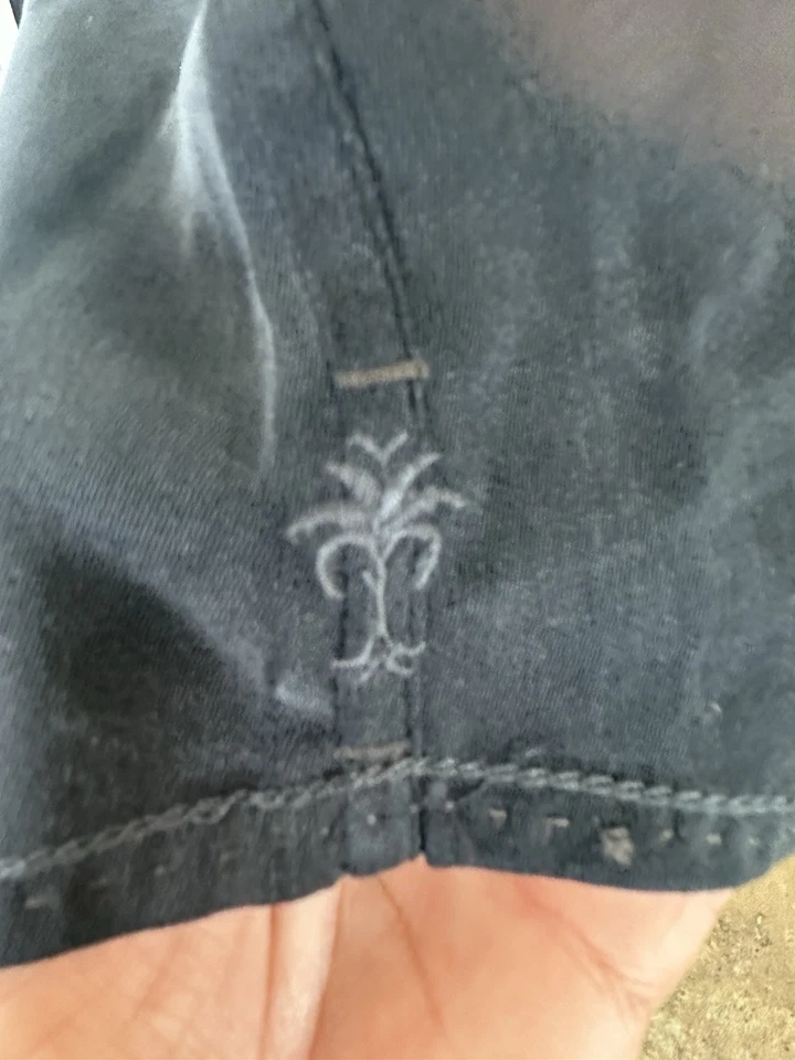 Tommy Bahama Men’s Medium Black Dress Shirt. Cotton/Silk. - Image 4 of 4