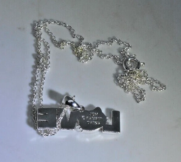 Collar Hello Kitty Sanrio LOVE JCM Esmaltado Cristales Swarovski 18" Foto 2 de 2