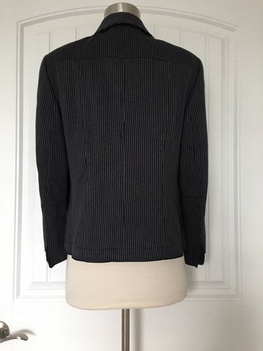 AKRIS PUNTO PINSTRIPE NAVY BLUE JACKET SIZE US 10 - Picture 2 of 12