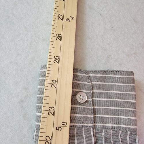 VOLCOM MEN'S BUTTON UP SHIRT SIZE SMALL GRAY WHITE STRIPE COTTON BLEND - Picture 7 of 7