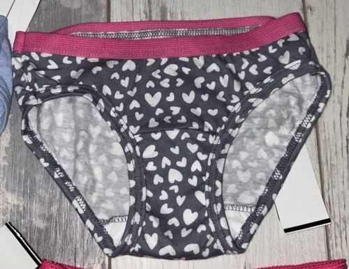 DisneyFruit of the Loom/JoJo Lot of 4 Pairs of Underwear size 4 Briefs/Bikini - Picture 3 of 10