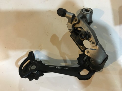 SHIMANO LX DEORE RD M581 REAR DERAILLEUR - Picture 2 of 5
