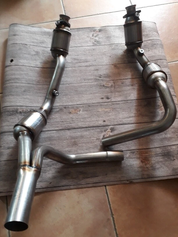 Exhaust Catalyst Jeep Wrangler JK 3.8L 52059930AH 52059930AG Year 07-2009 New - Image 2 of 4