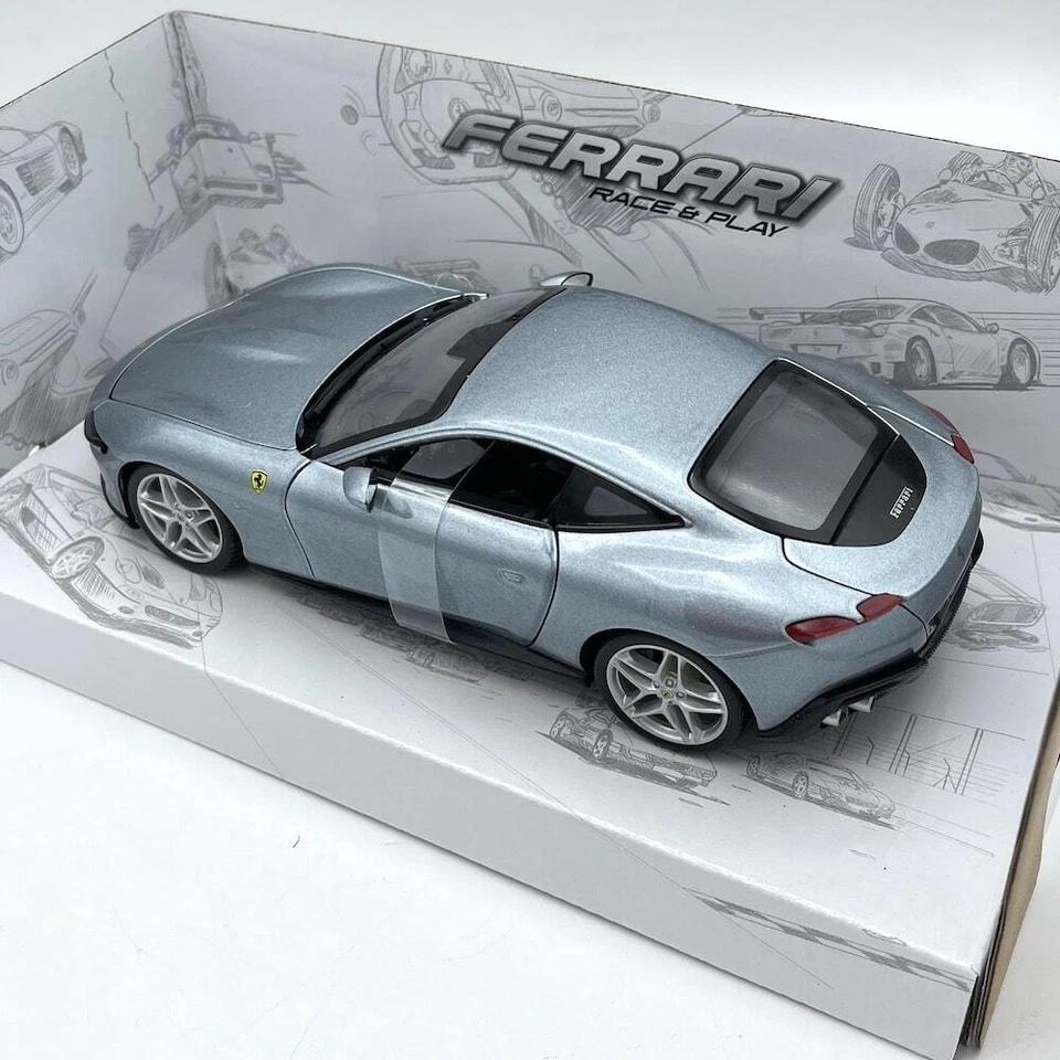 Modellino Auto BBurago 1/24 Ferrari Roma Silver - Immagine 2 di 4