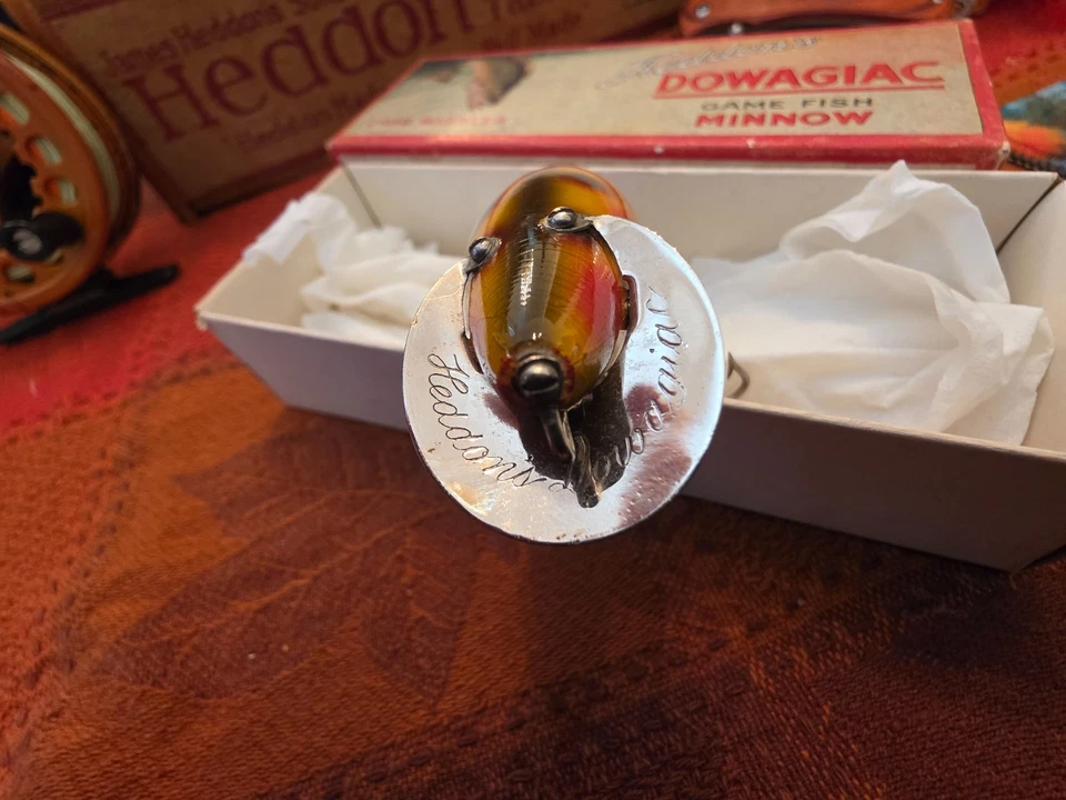 ANTIGUO HEDDON DOWAGIAC CANGREJO WIGGLER modelo #1905 CON CAJA ORIGINAL COMO NUEVO. Foto 4 de 4