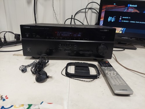 Yamaha RX-V679 7.2 Network AV Receiver Bundle Remote, Bluetooth Internet Radio - Picture 2 of 13