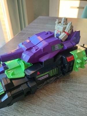 Transformers G1 action-master Neutro-fusion Tank with Megatron 1990