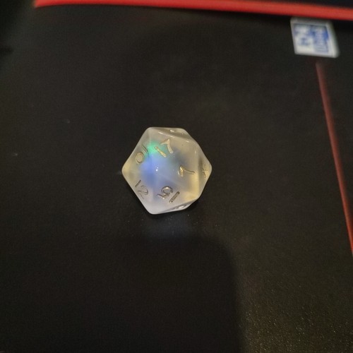 Very Light CRYSTAL CASTE Fire Opal Smoke D20 Die RARE OOP Glitter Dice - Picture 2 of 8
