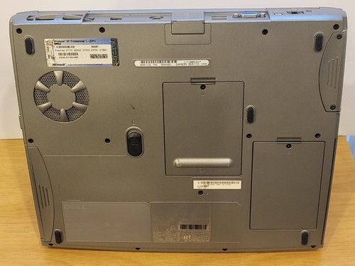 Dell Inspiron 5100 14.1" Vintage Laptop Pentium 2.8GHz 1GB Windows XP - Picture 4 of 16