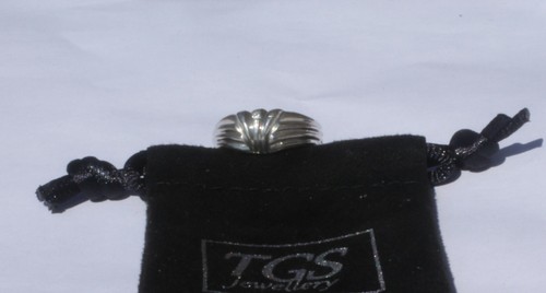 Solid Silver 925 Ladies Ring UK Handmade Size Available+ Gift bag - Picture 3 of 3