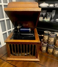 Antique Early Edison Amberola 30 Phonograph Seriel No.49100 W / 19 Cylinders