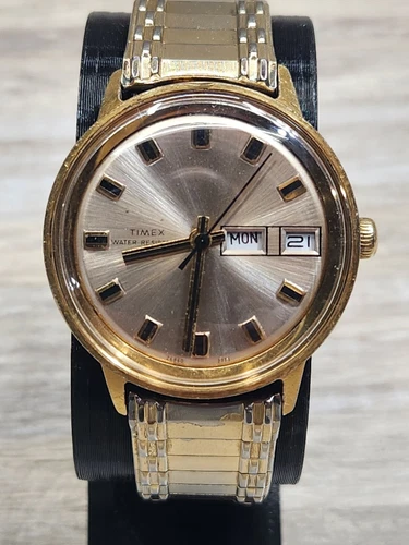 Vintage 1973 Timex Mechanical Wind Mens Watch 26860 2773