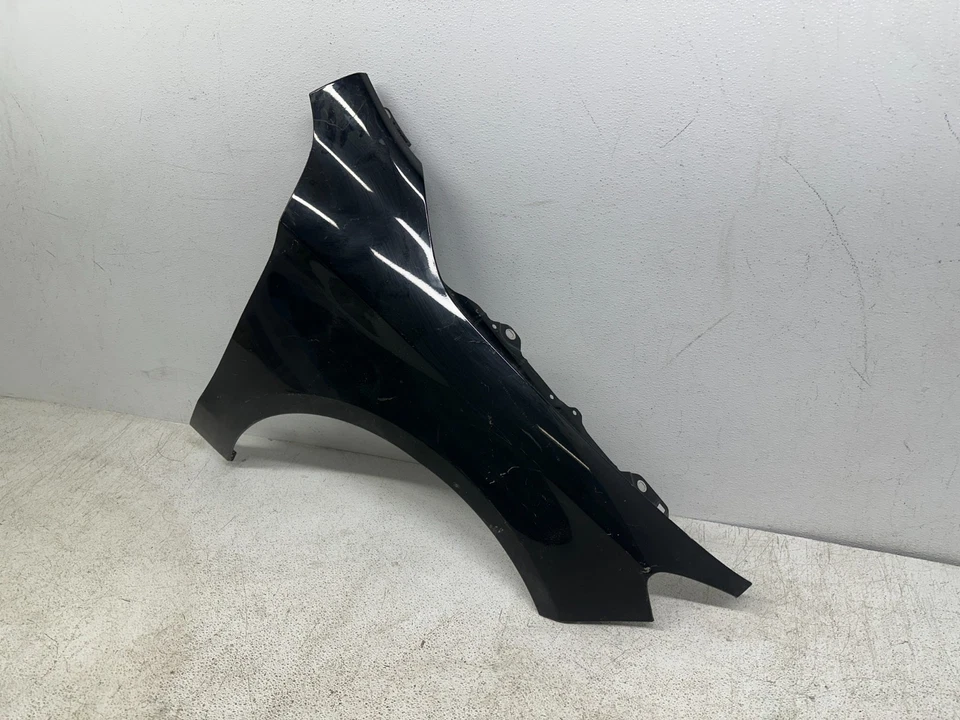 Fender 2014 - 2019 Mercedes CLA Class Front Right RH Side OEM A117 A1178810201 Foto 3 de 4