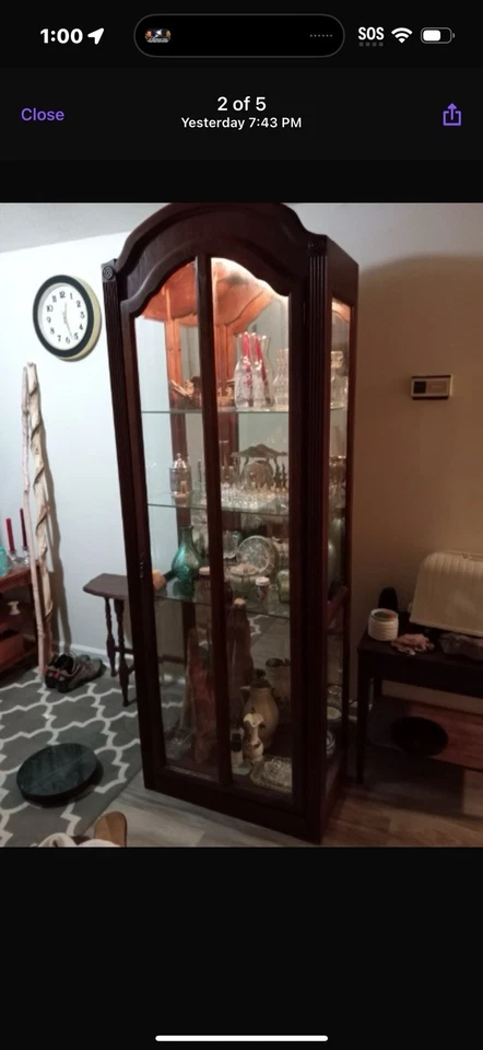 79 3/4 pulgadas de alto, 28 1/8 pulgadas de ancho, 15 1/8 de profundidad, roble Pulaski muebles curiosidad Foto 3 de 3