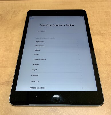 Apple iPad mini 2 64GB, Wi-Fi, 7.9in - Space Gray (CA) *PLEASE READ*